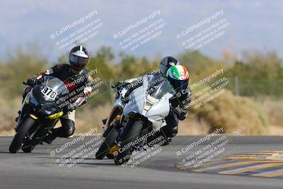 media/Nov-05-2022-SoCal Trackdays (Sat) [[f8d9b725ab]]/Turn 2 (1120am)/